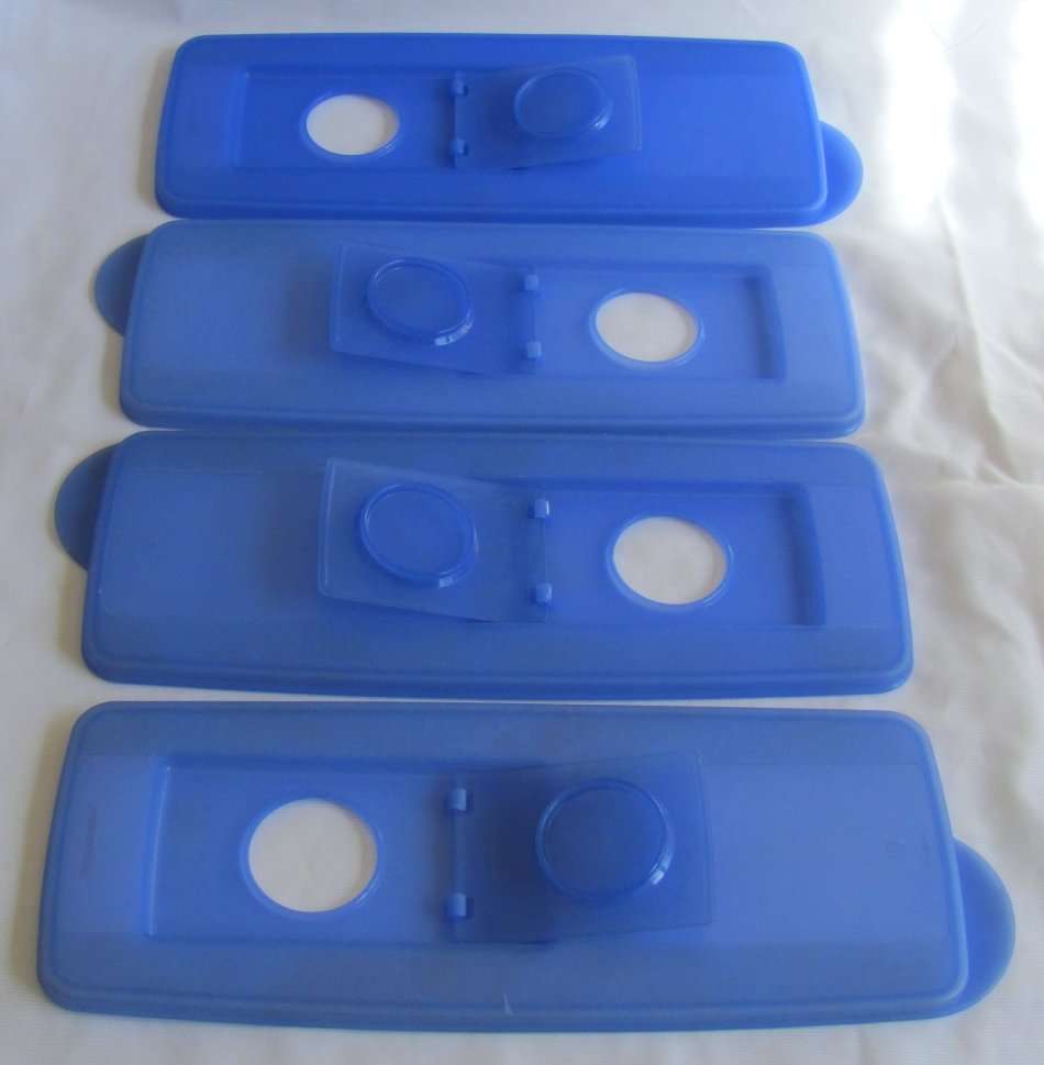 Vintage - Set of 4 Tupperware Ice Cube Trays