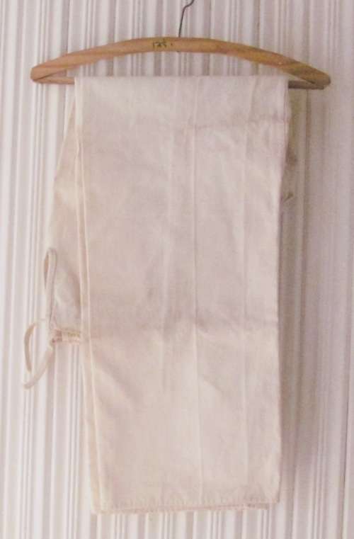 1974/75 - KARATE GI / Uniform / Suit with Original Badges and Belt