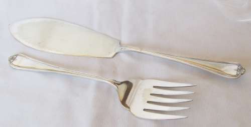 Vintage - EPNS - Set of a Large Fork and Cake Pie Lifter / Server ...................