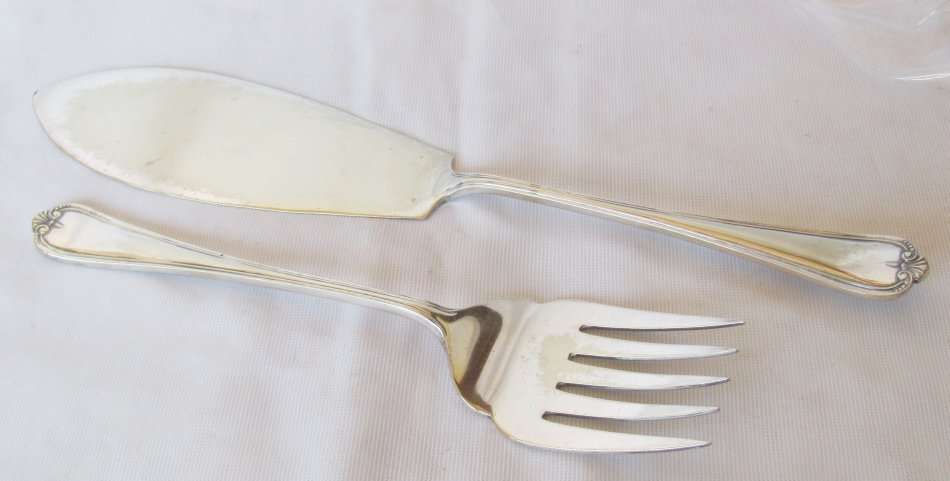 Vintage - EPNS - Set of a Large Fork and Cake Pie Lifter / Server ...................