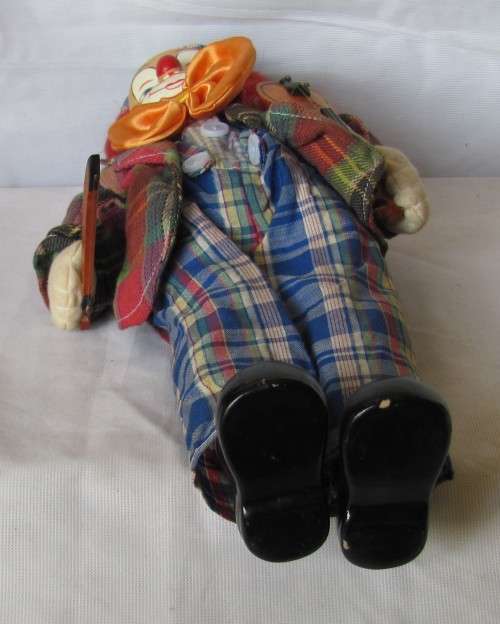 Vintage - Porcelain Clown with Violin - 34cm
