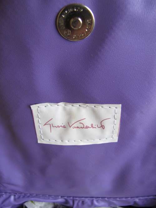 Gloria Vanderbilt Perfume / Makeup Bag with Double Zip Handles