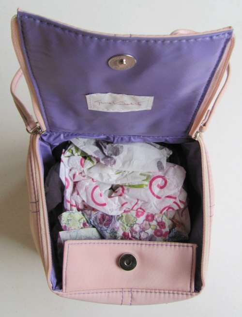 Gloria Vanderbilt Perfume / Makeup Bag with Double Zip Handles