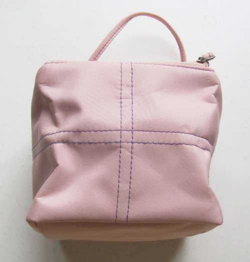 Gloria Vanderbilt Perfume / Makeup Bag with Double Zip Handles