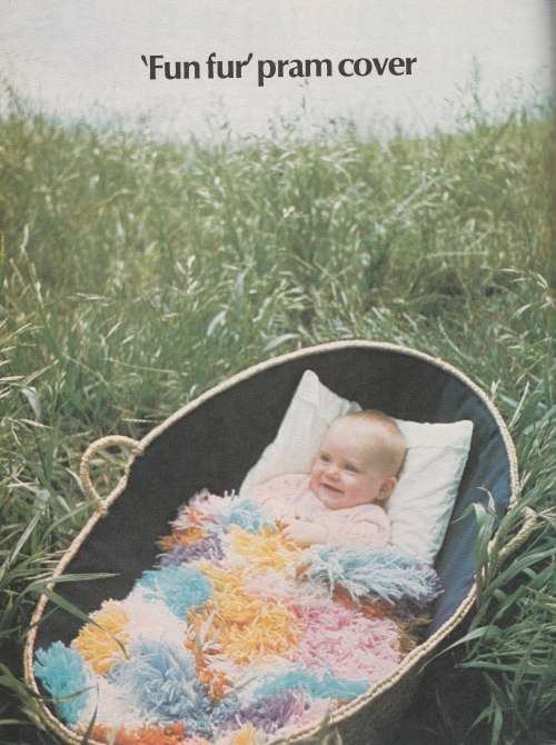 A Complete Guide To Crochet - Pam Dawson - 1976 - Crochet Pattern Book