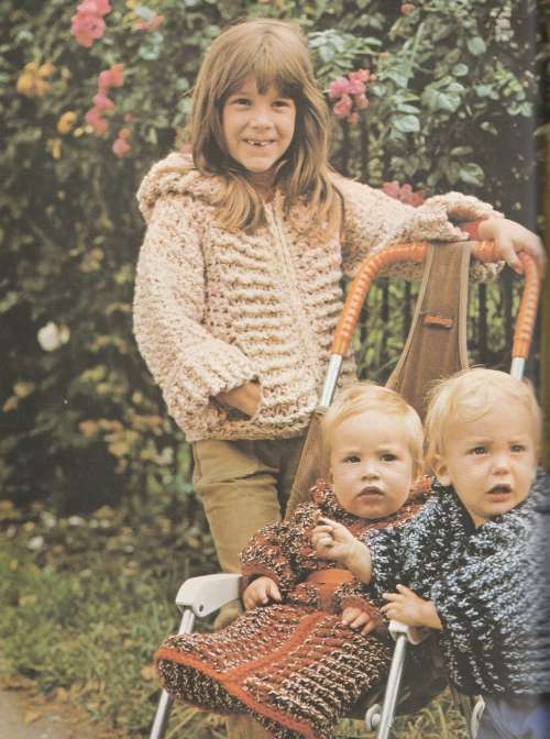 The Hamlyn Book of Crochet - Carol Payton - 1980 - Crochet Pattern Book