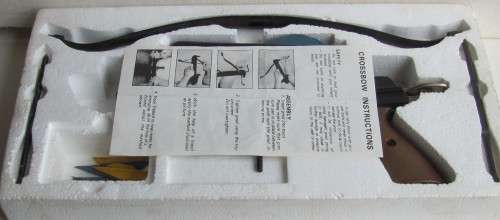 Vintage - Pistol Crossbow with Safety Lock + 11 pages of Printed Targets