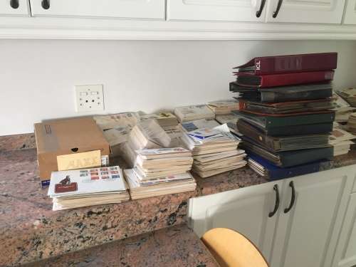 Hundreds of 1st day covers with R1 reserve!