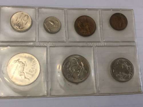 1983 South Africa R1 To 1c UNC.