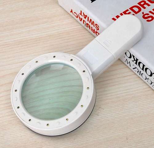 30 magnifying glass, LED Light. Effective diameter:80mm