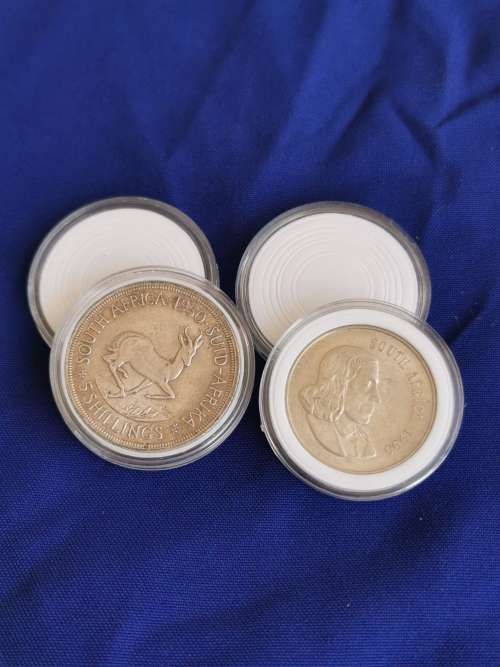 40mm Coin Capsules, with Sizeable inner pad 38,33,30,27,25. (no coin)