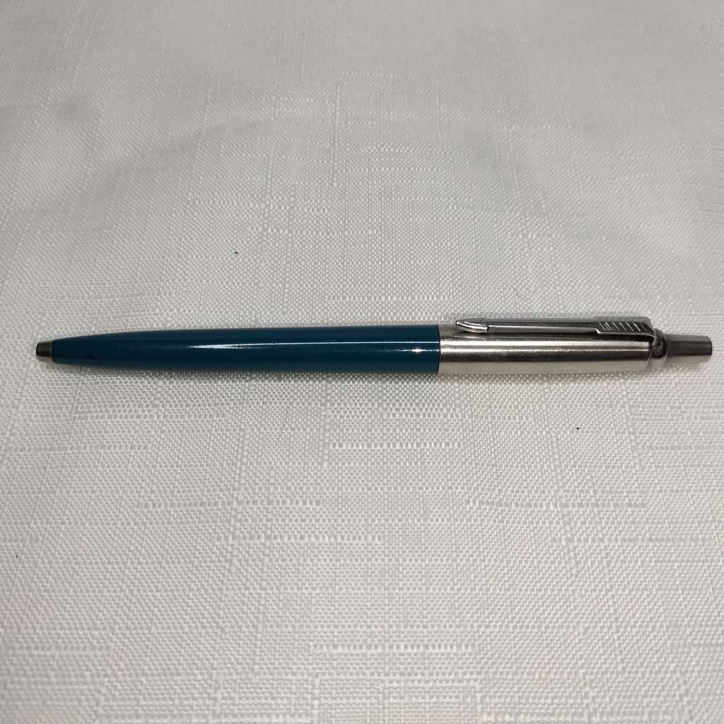 Vintage Parker and Papermate Vintage Pen Collection, One bid for all!!!