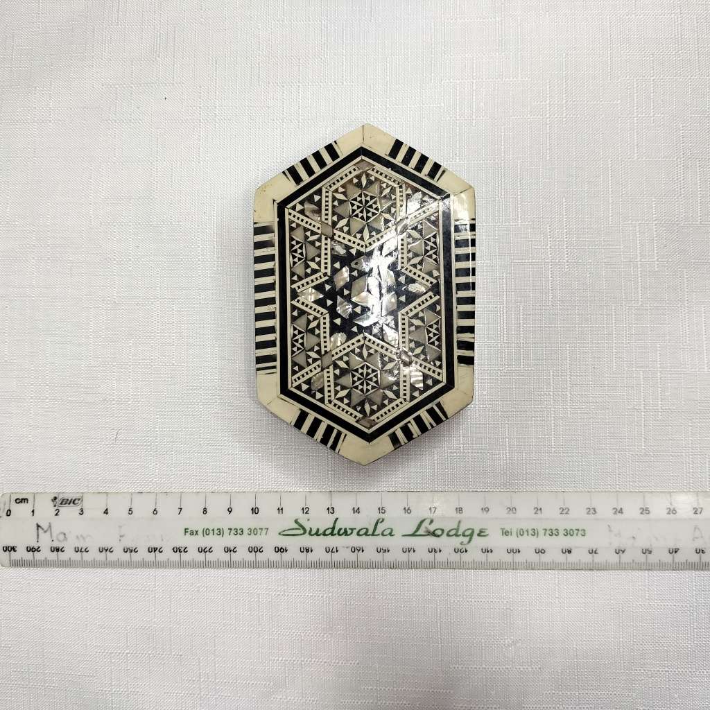 Mother of Pearl Inlay Wooden Jewelry box small!!!