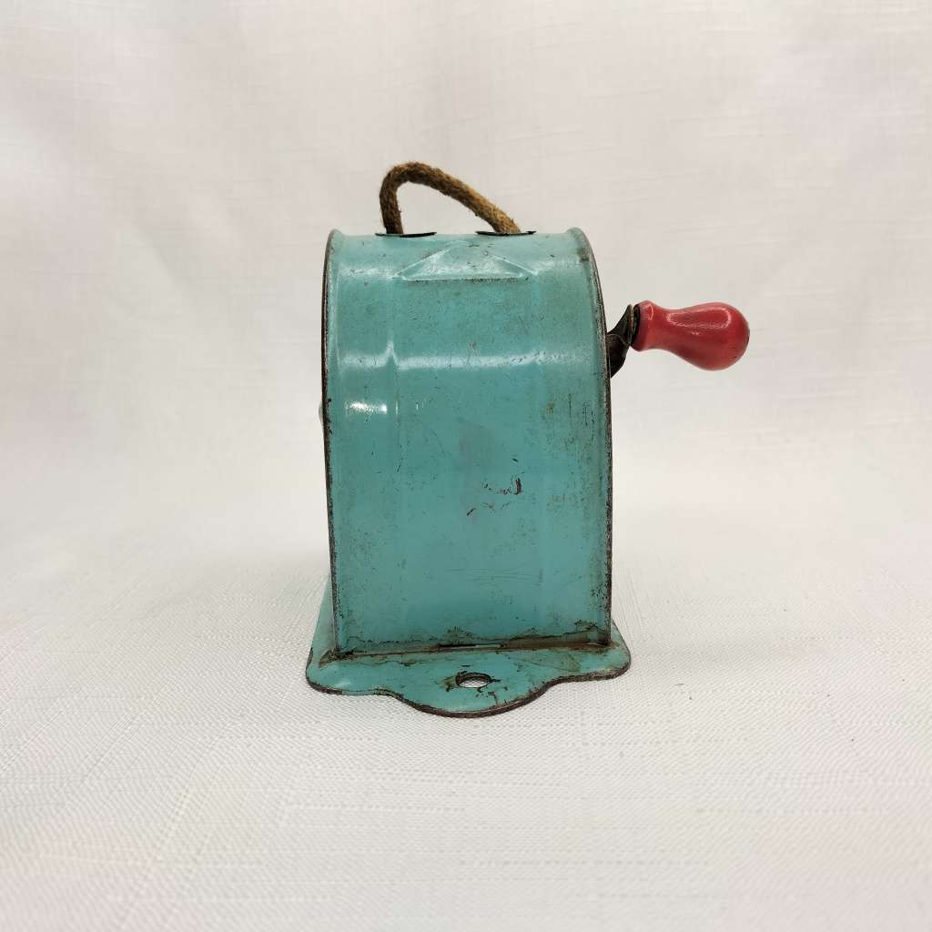 Vintage Aqua Turquoise Metal Retractable Laundry Clothesline!!!