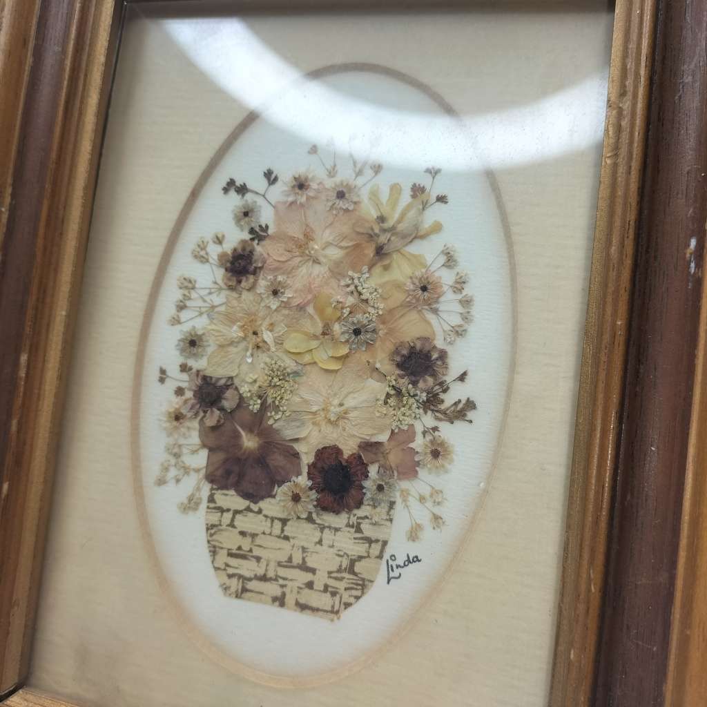 Wooden Frame with Flower Artwork!!!