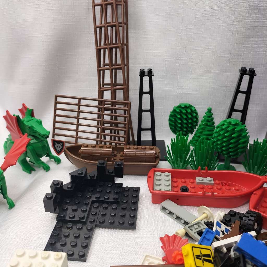 VINTAGE LEGO, Big Pile of Vintage Lego!!!