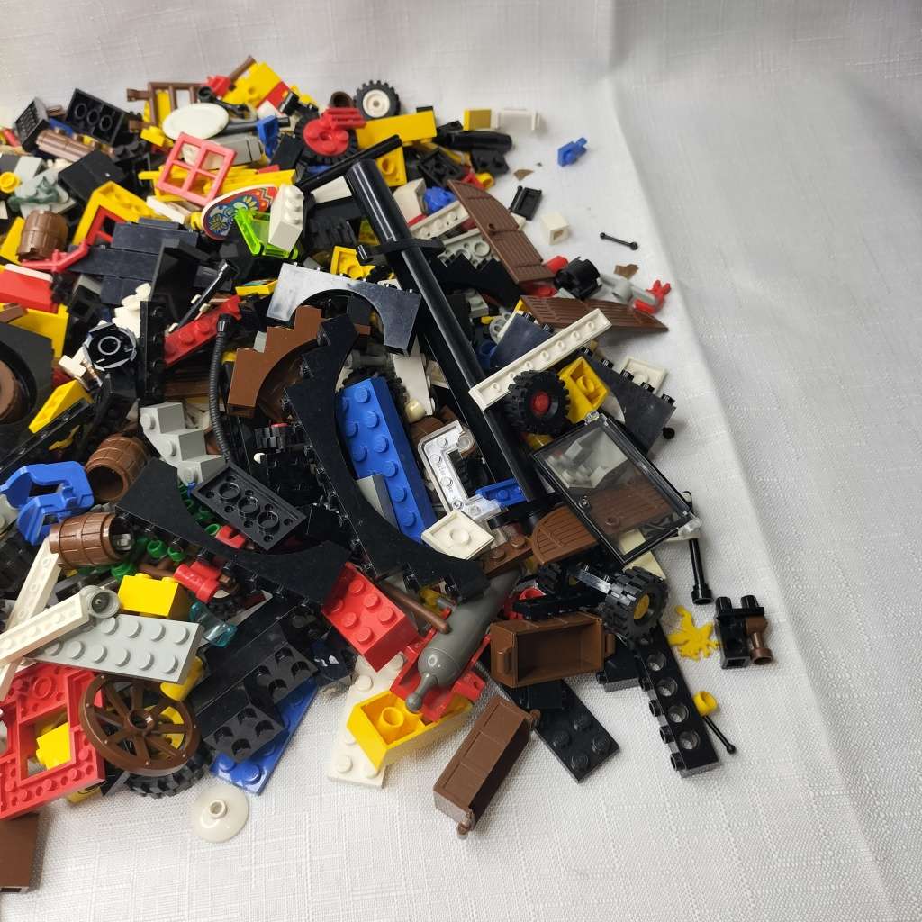 VINTAGE LEGO, Big Pile of Vintage Lego!!!