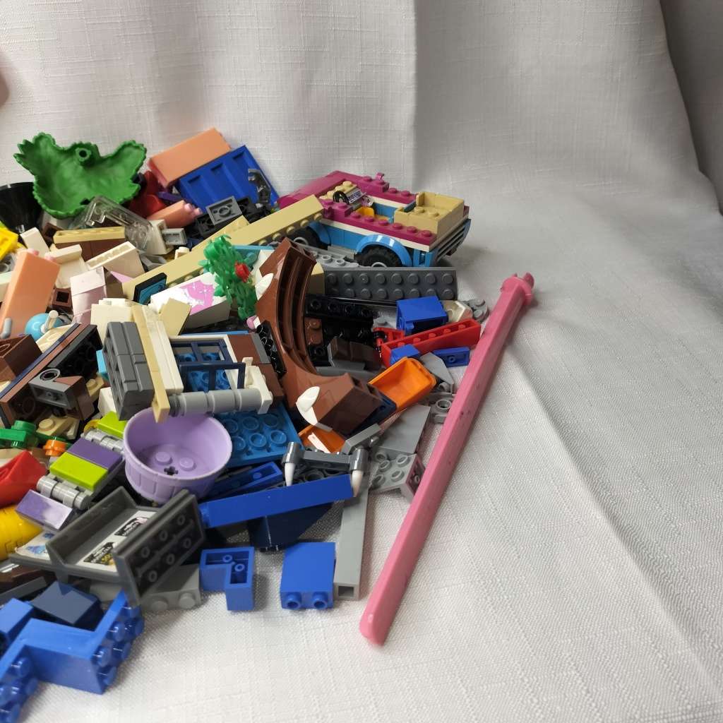 Lego and Friends, Big Pile of Lego and Friends Lego (See photos)!!!