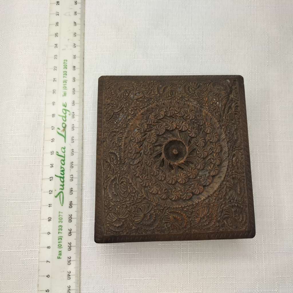 Vintage Hand Crafted Wood Jewelry or Trinket Box!!!