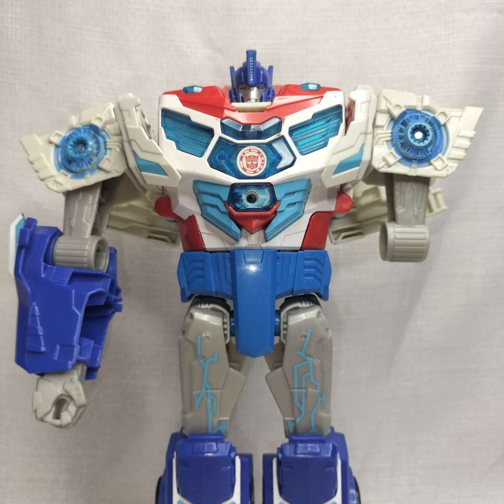 Transformers Robots in Disguise Power Surge Optimus Prime 12 (Missing some parts, see photos)!