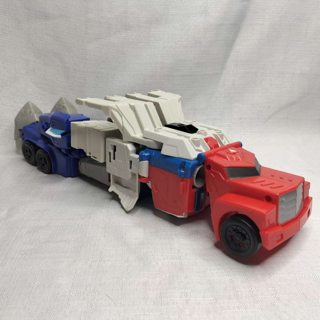Transformers Robots in Disguise Power Surge Optimus Prime 12 (Missing some parts, see photos)!