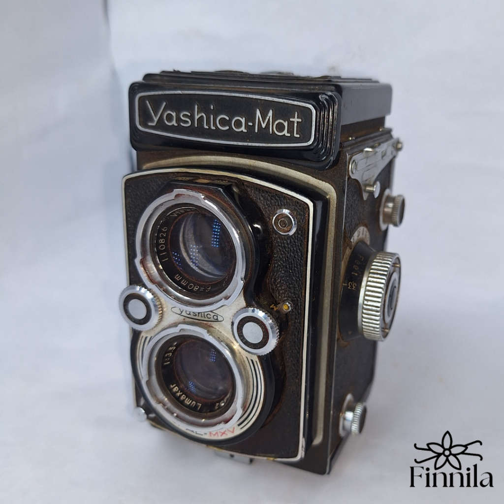 VINTAGE Camera Yashica-Mat Copal MXV (With Leather Casing)!!!