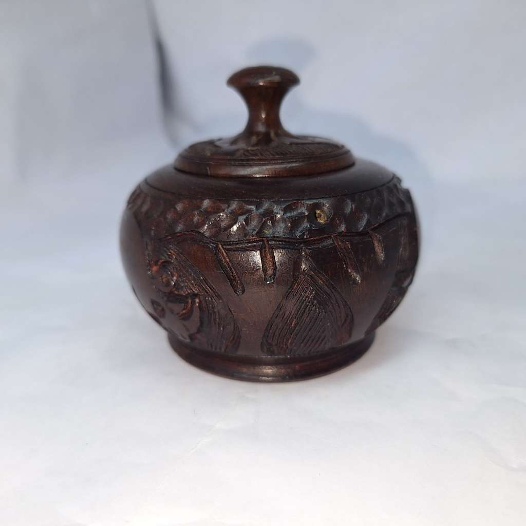 Small Wooden Jewelry Holder!!!