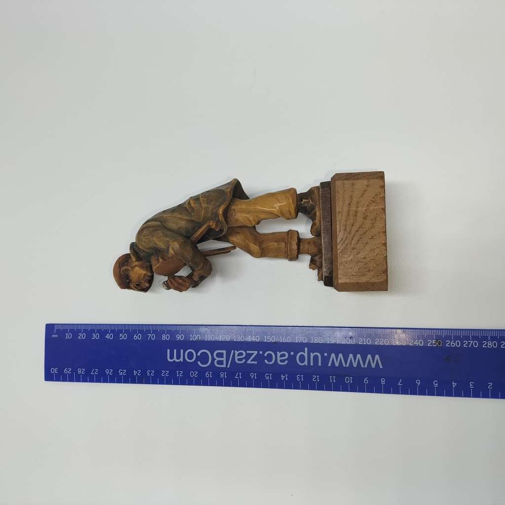 1950's Italian Anri Folk Art Violin Maker Wood Carving!!!