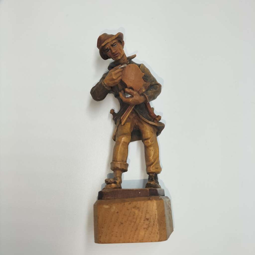 1950's Italian Anri Folk Art Violin Maker Wood Carving!!!