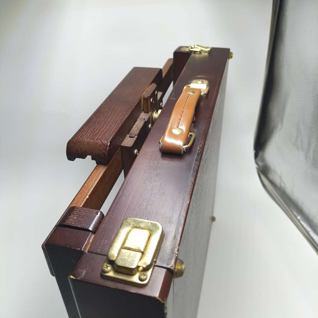 Meeden Table Easel With Drawer!!!