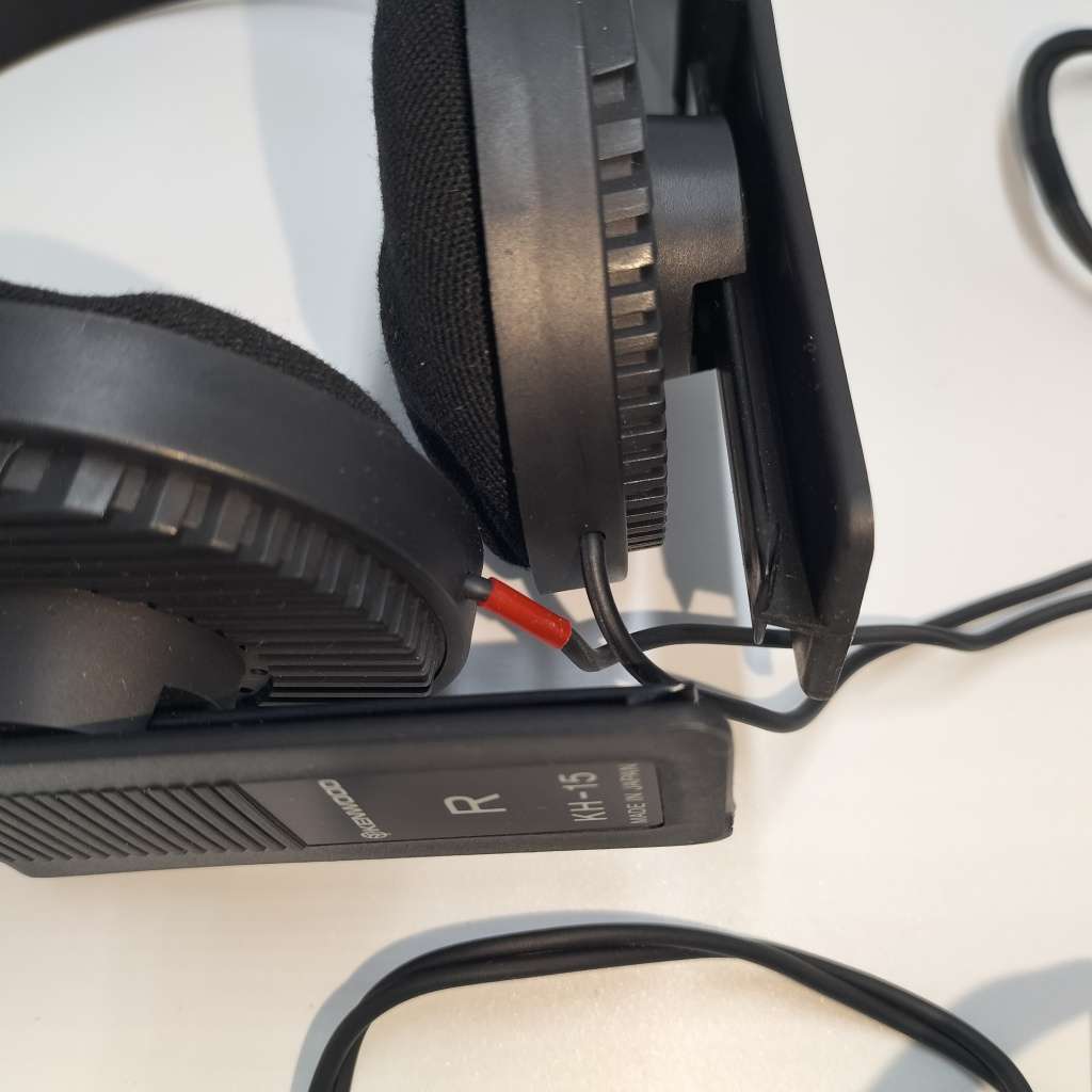 1981 Kenwood KH-15 Stereo Headphones (Not Tested)!!!