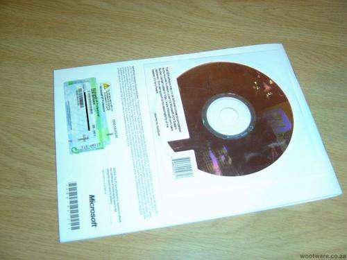 Windows XP Professional with SP2 - OEM Version - No Reserve!