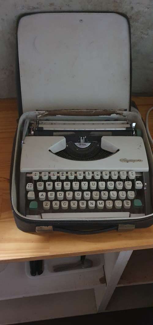 Type writer