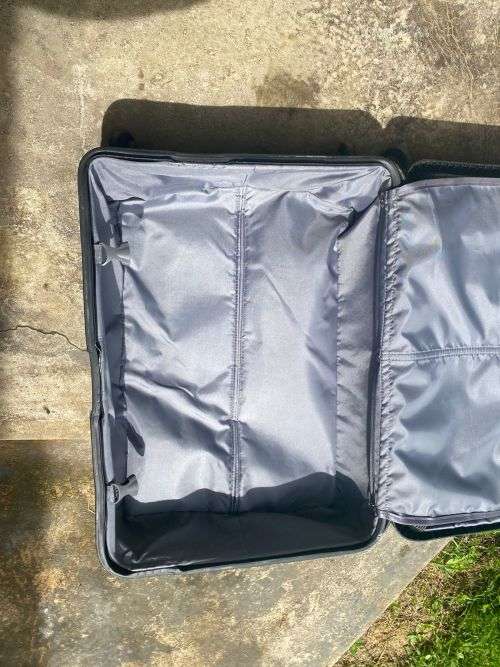 Genuine Cellini Branded Suitcase From South African Airways ( Please read Description)
