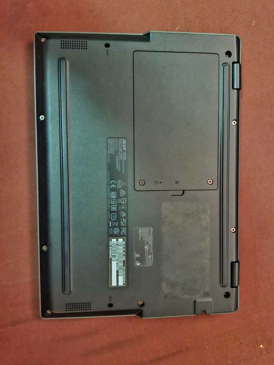 PreOwned Acer Travelmate . excellent Condition Negotiable