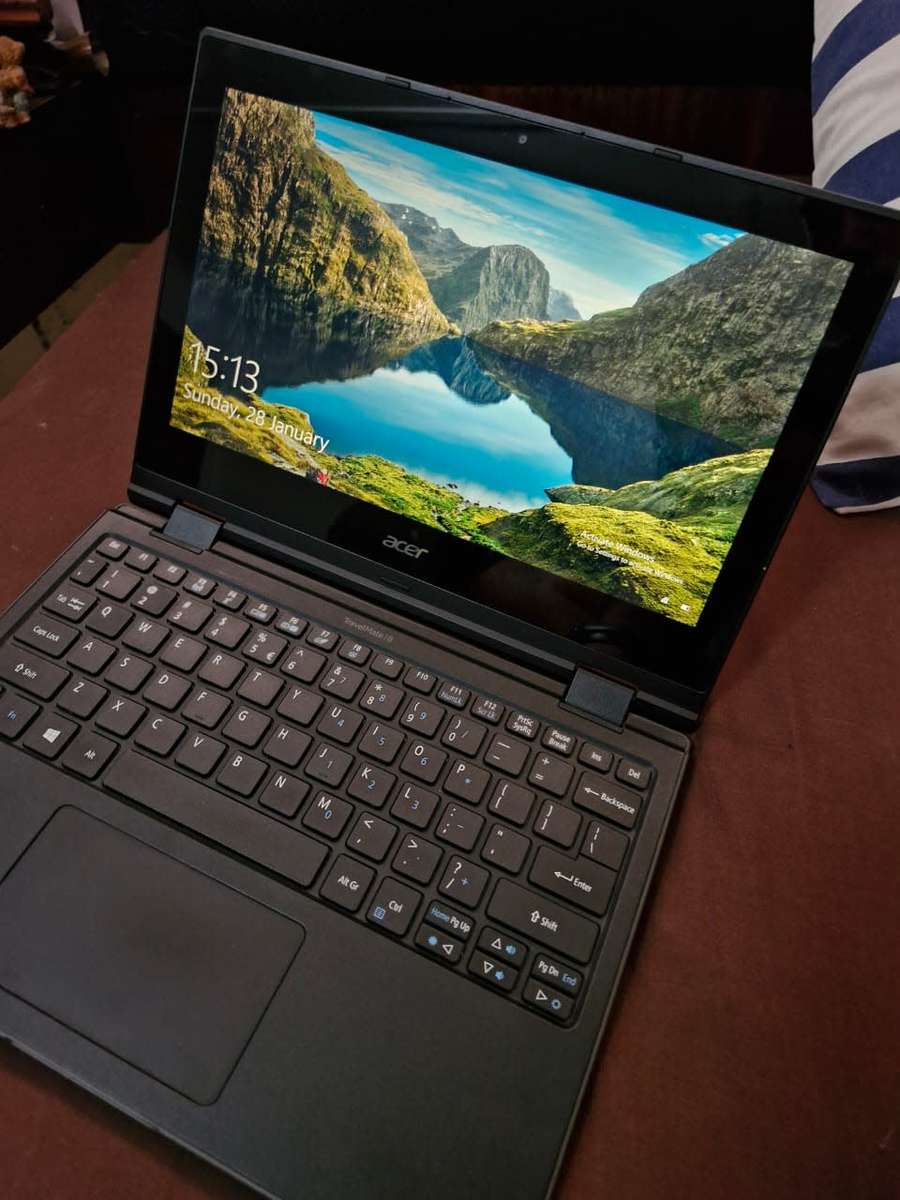 PreOwned Acer Travelmate . excellent Condition Negotiable