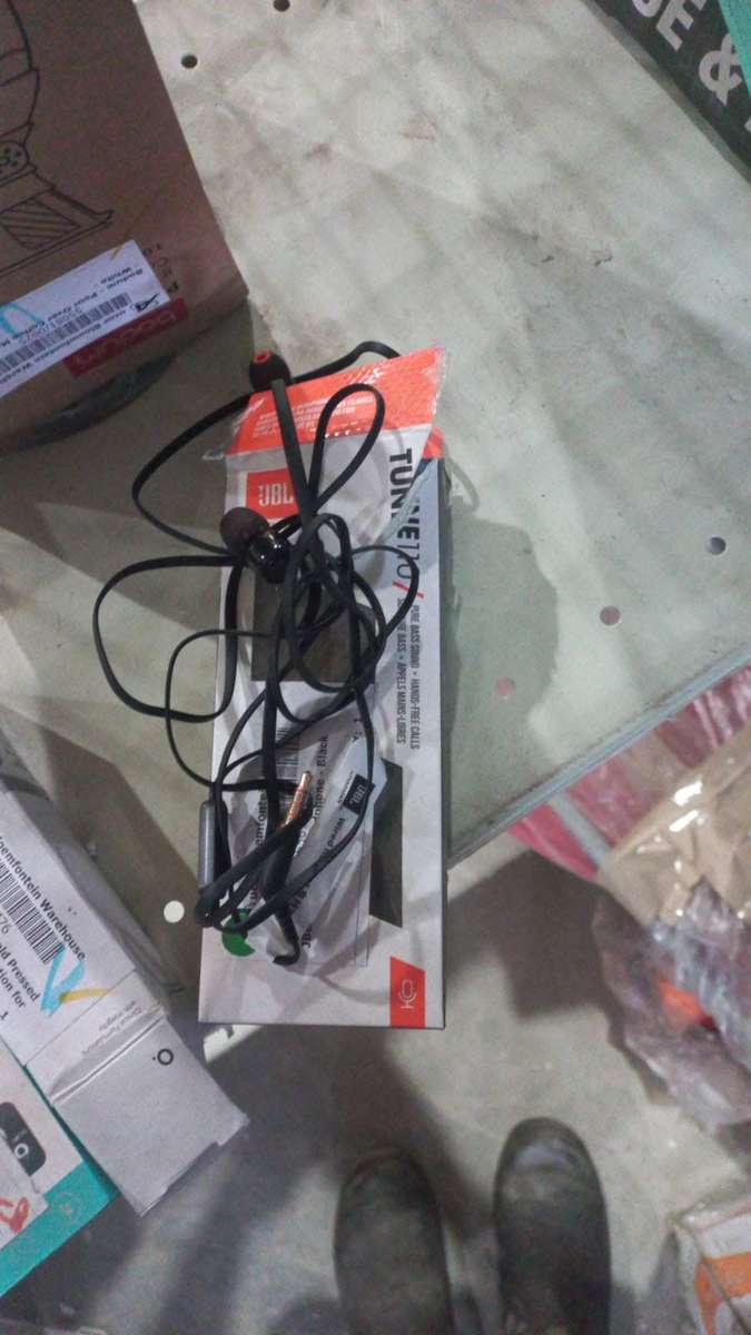 JBL T110 in ear Headphone Black