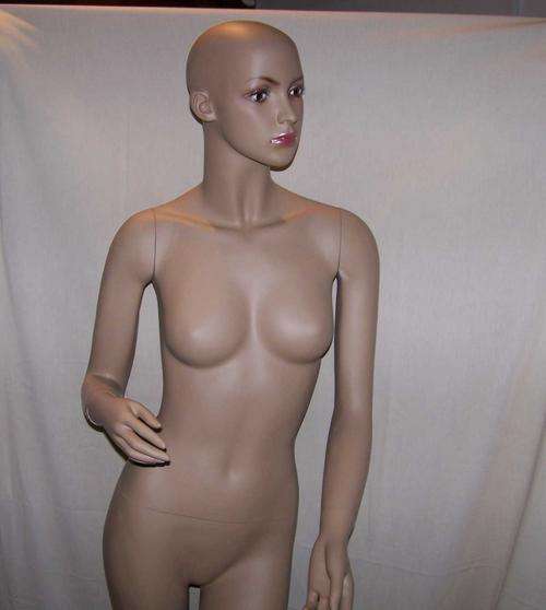 New full lenght female mannequins.