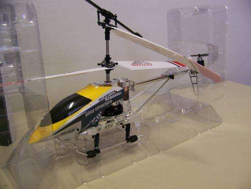 Digital proportional 3.5ch R/C helicopter 39cm.