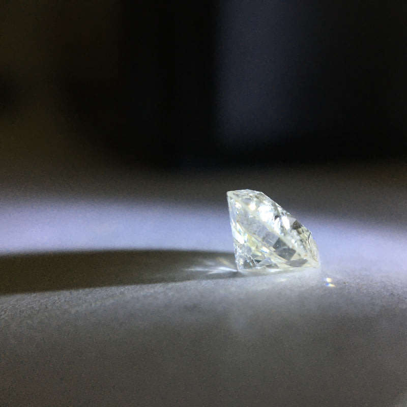 1.12 ct Cape pique round brilliant diamond