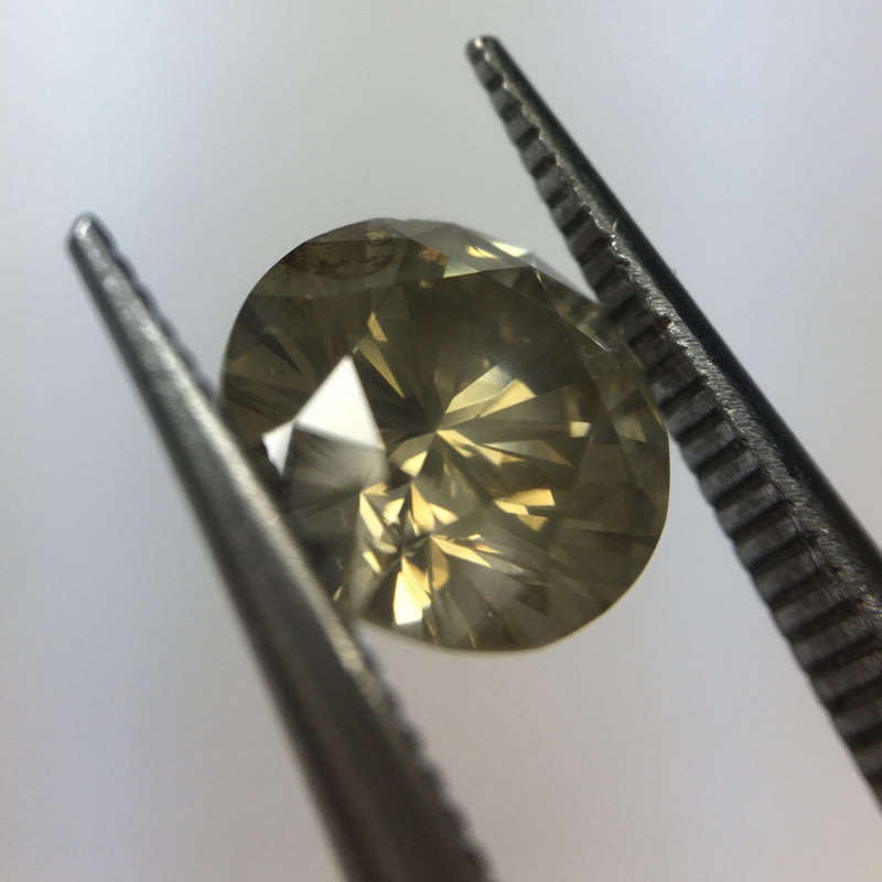 1.16 Cape Yellow Pique round brilliant diamond
