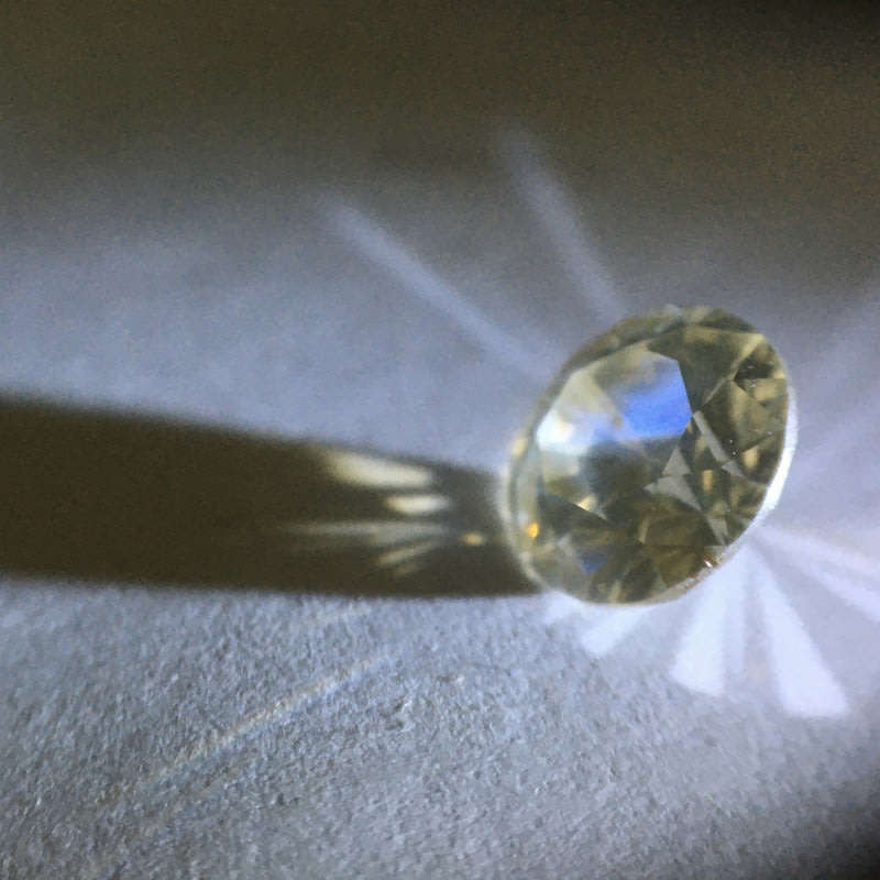 1.16 Cape Yellow Pique round brilliant diamond