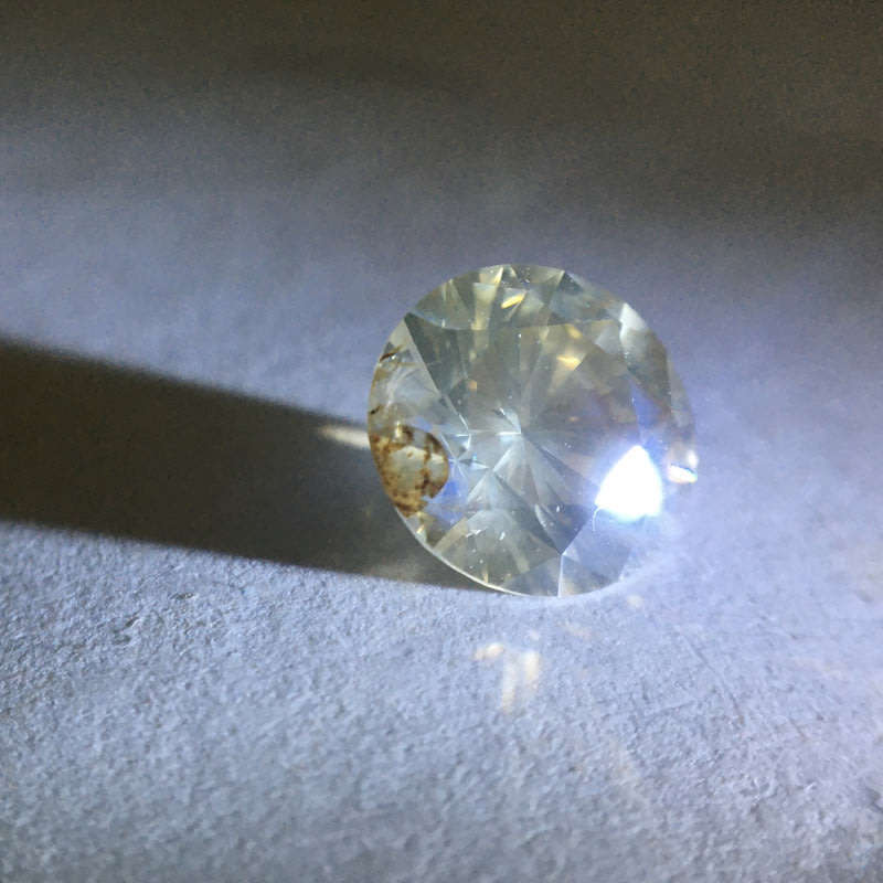 1.16 Cape Yellow Pique round brilliant diamond