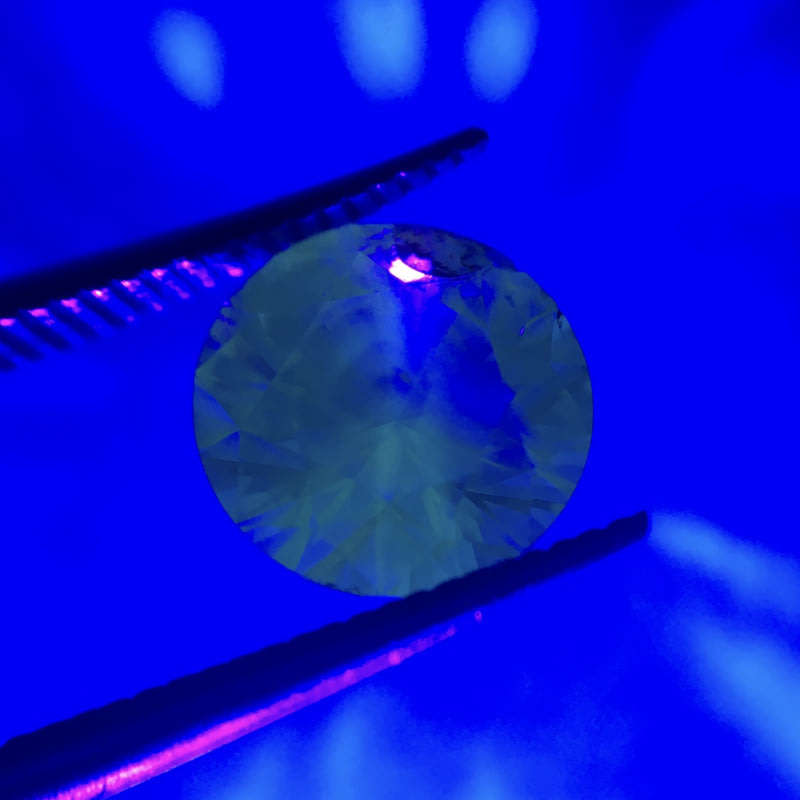 1.16 Cape Yellow Pique round brilliant diamond