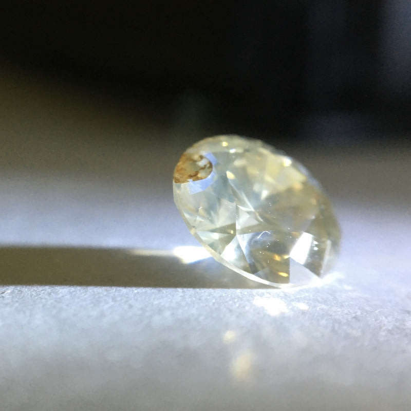 1.16 Cape Yellow Pique round brilliant diamond