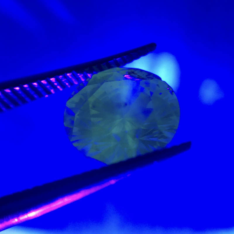 1.16 Cape Yellow Pique round brilliant diamond