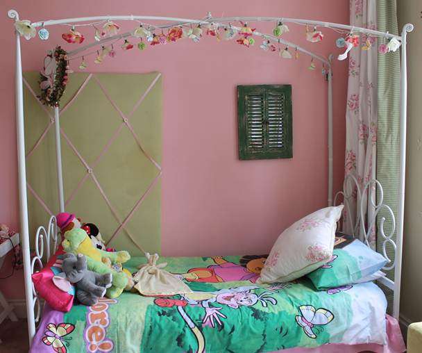 Girls Four Poster Bed