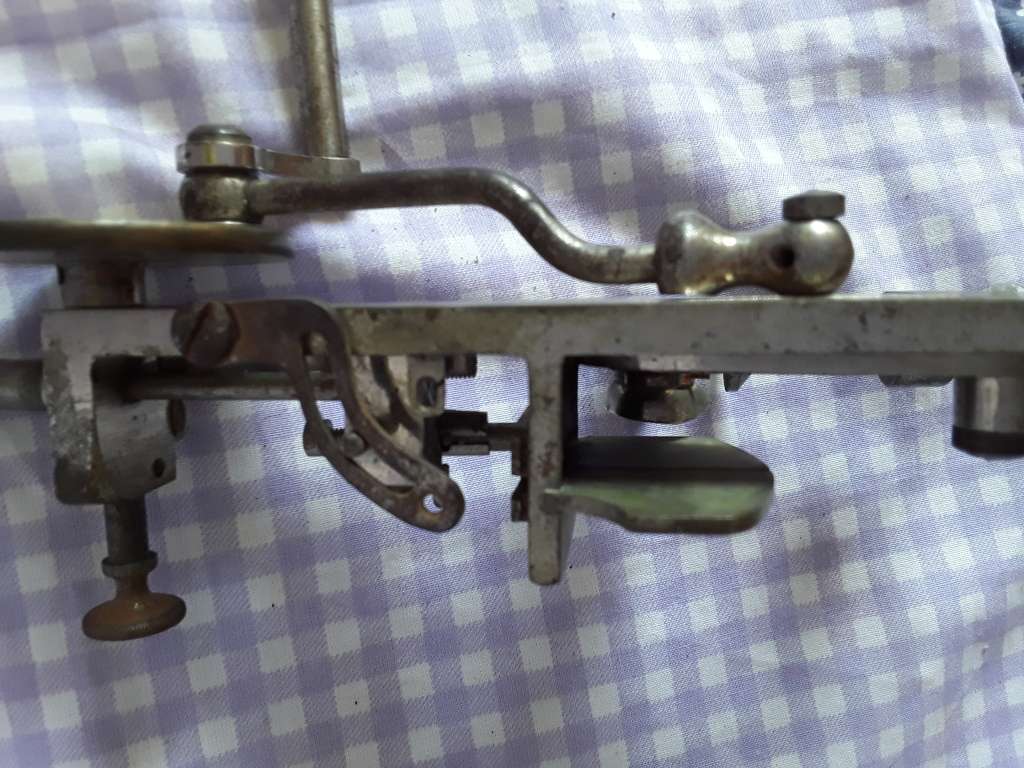 Moldacot Pocket Sewing Machine