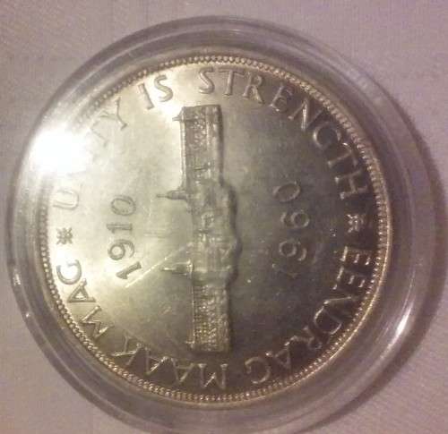 1960 SA 5 Shilling in capsule