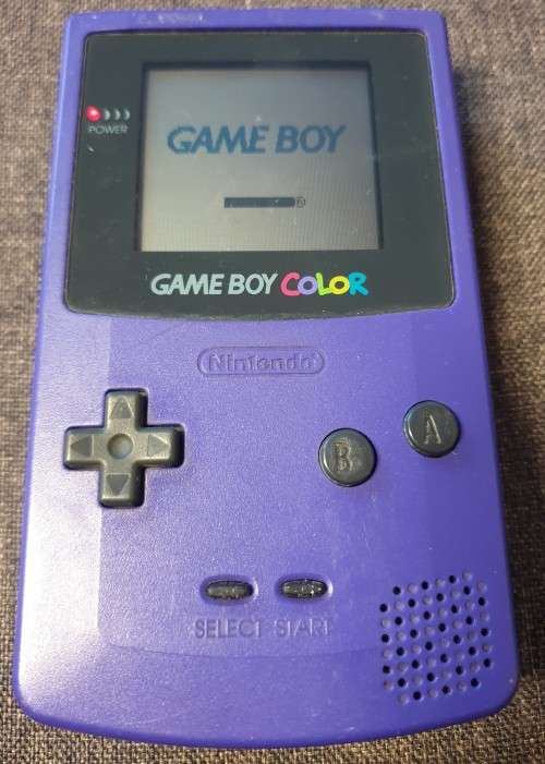 Nintendo Gameboy Color - 1998 Collectors item (WORKING but No battery cover)